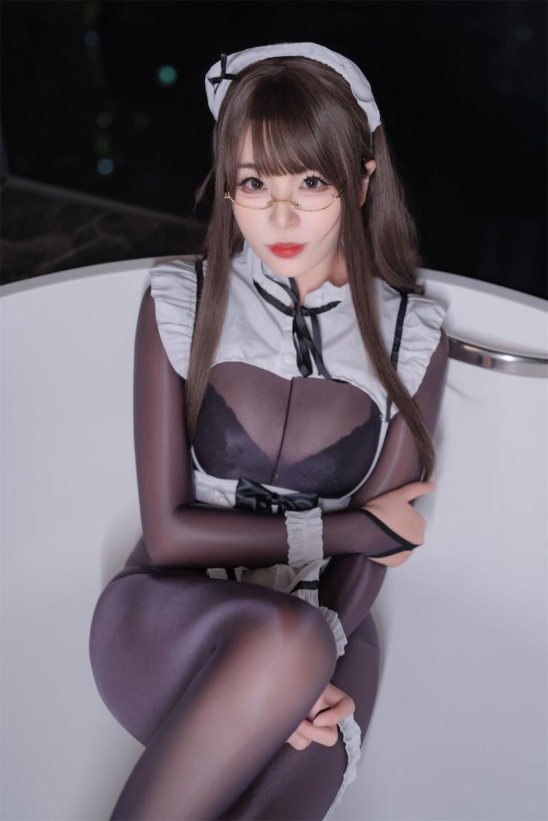 轩萧学姐作品连体丝【90P-368MB】