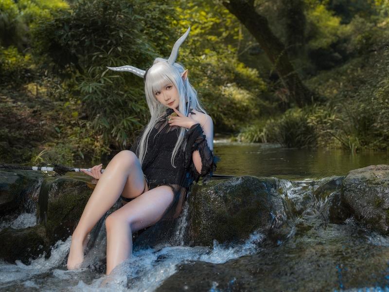 麻花酱作品明日方舟 闪灵泳装【20P-254MB】