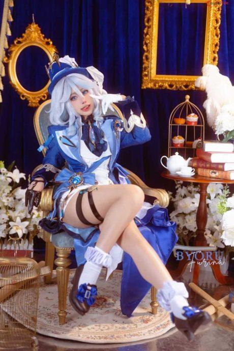 Byoru芙宁娜COS：完美演绎枫丹水国女神的神韵之美