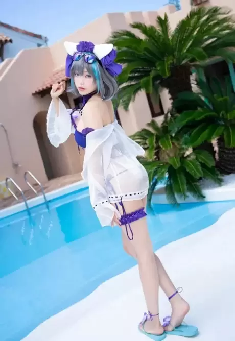 ElyEE子柴郡COS：带你领略“猫娘”的可爱与性感魅力