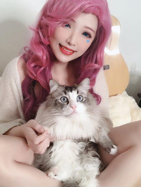 Hana Bunny萨勒芬妮COS：演绎星籁歌姬的性感与可爱