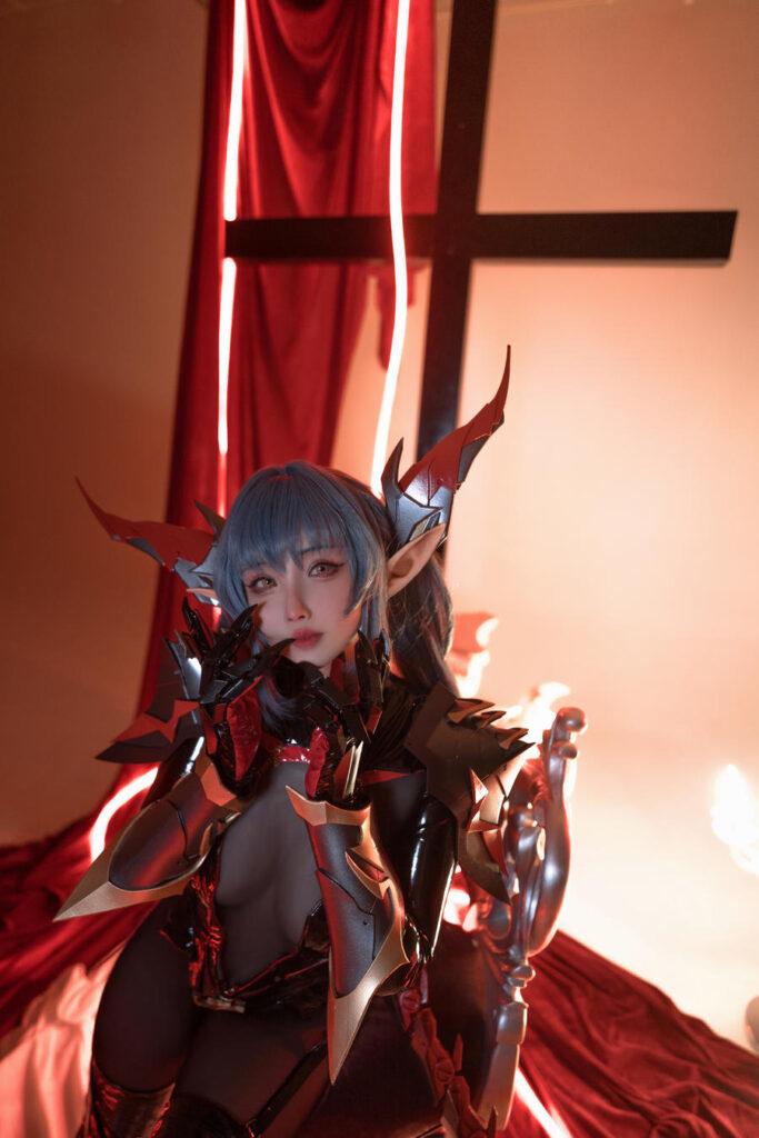 rioko凉凉子cos雷根斯堡造型闪耀五彩斑斓的动漫世界