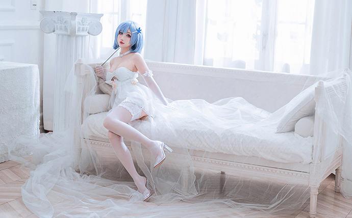 rioko凉凉子恰巴耶夫礼服cos图片分享，白骑兵的假日唤醒夏日温馨