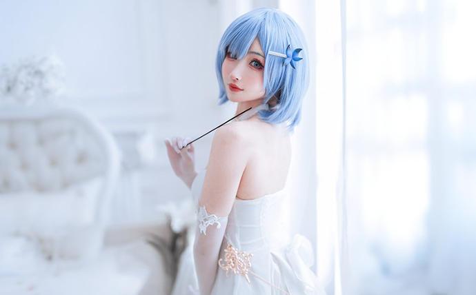 rioko凉凉子恰巴耶夫礼服cos图片分享，白骑兵的假日唤醒夏日温馨