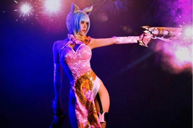 传说对决红莲绽放：煙_HedY维奥莱特cos旗袍美艳引爆全场