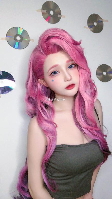 千夜未来萨勒芬妮COS：再现星籁歌姬的独特气质和魅力