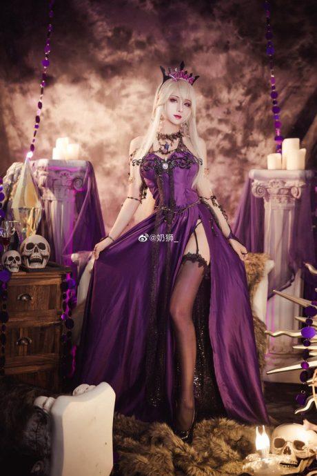 奶狮不咬人黑枪呆COS：展现礼服版暗夜女王的冷艳魅力