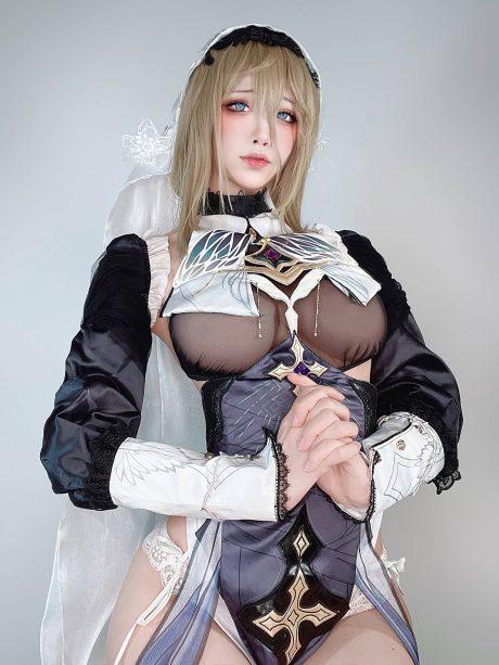 崩坏3水淼aquaCOS：演绎阿波尼亚性感与神圣的双重魅力