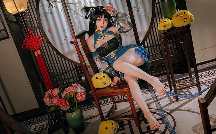 日奈娇/椎名莜大潮旗袍cos造型，为你呈上《碧蓝航线》新春福利！