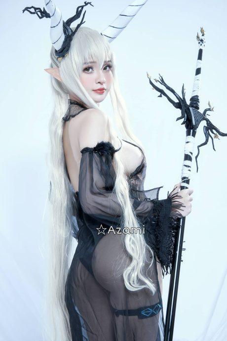 明日方舟COS：越南coser Azami演绎闪灵的冷艳与性感