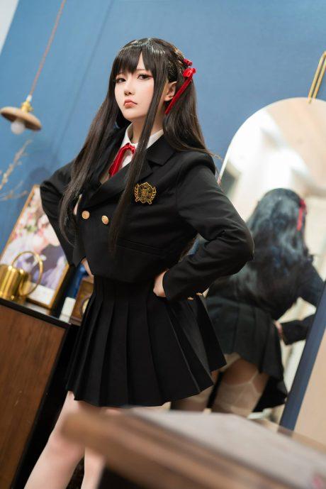 星之迟迟原创COS：完美诠释催眠妹妹紫眸魔力与诱惑之美