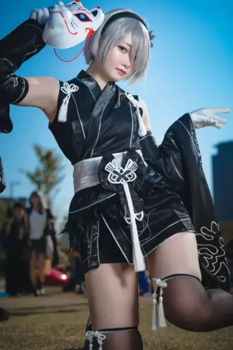 机械之美与日式风情完美融合：水瀬あいり2Bcos惊艳登场