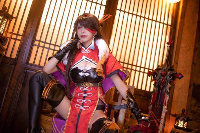 水淼aqua北斗COS：完美呈现原神无冕龙王的魅力与霸气