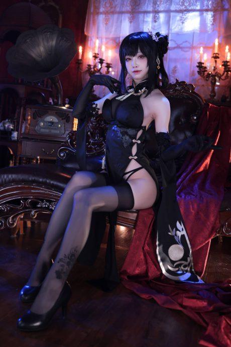 水淼aqua碧蓝航线COS：展现旗袍镇海的神秘与性感