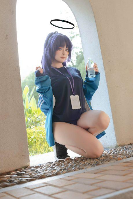 碧蓝档案优香COS：屿鱼带你领略元气满满的二次元运动少女