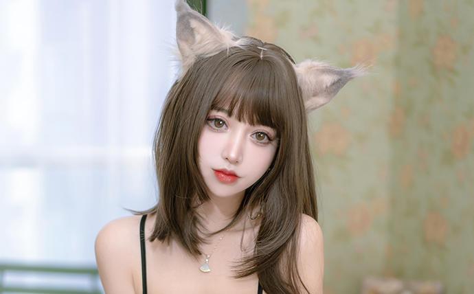 过期米线线喵狐狸小姐cos造型向你诉说她近期的不满