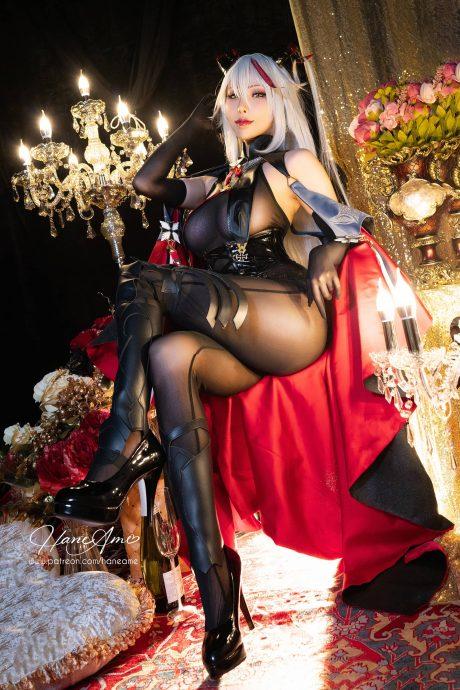 雨波_HaneAme埃吉尔COS：冷酷与致命诱惑的完美演绎