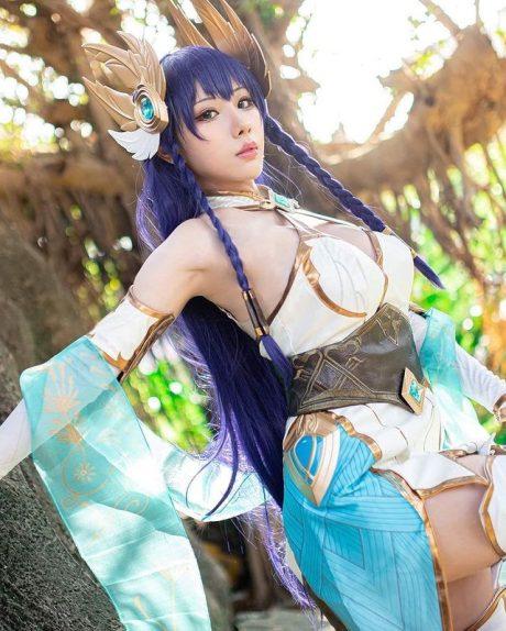 雨波_HaneAme艾瑞莉娅COS：展现刀锋舞者的性感魅力