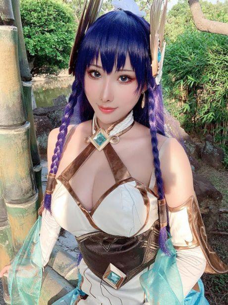 雨波_HaneAme艾瑞莉娅COS：展现刀锋舞者的性感魅力