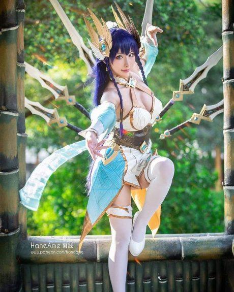 雨波_HaneAme艾瑞莉娅COS：展现刀锋舞者的性感魅力