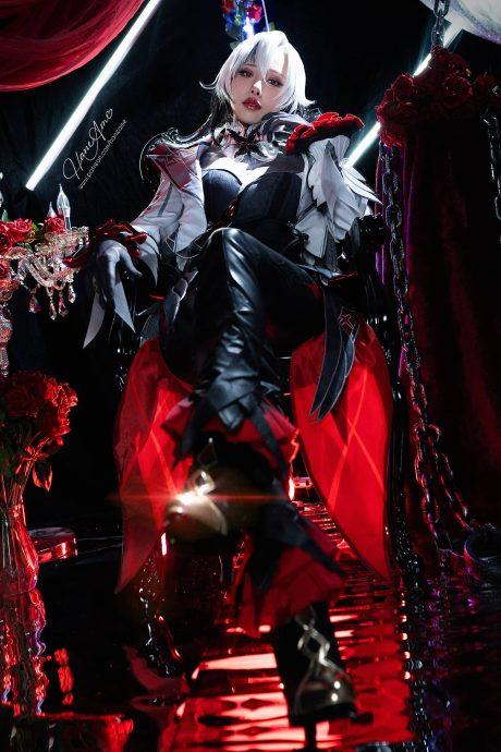 雨波_HaneAme阿蕾奇诺COS：演绎性感神秘的“仆人”