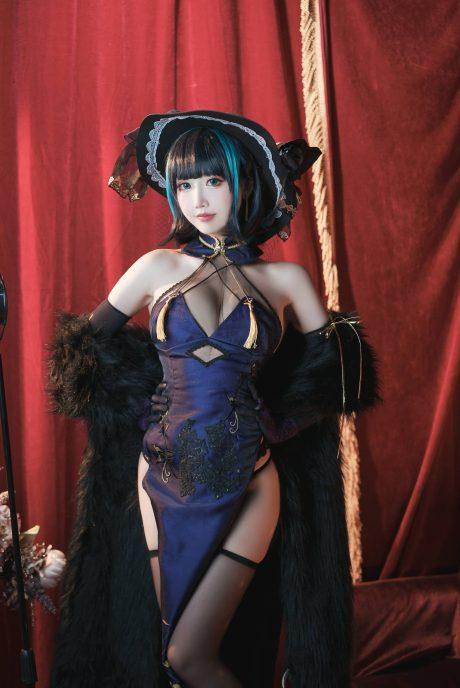 面饼仙儿碧蓝航线COS：展现旗袍柴郡的高贵与诱惑