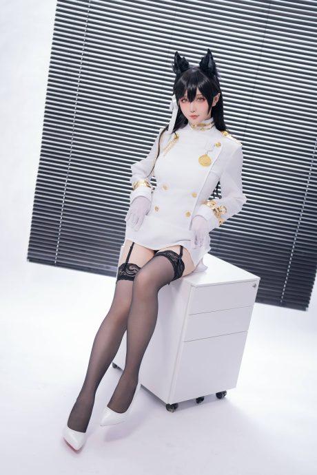 星之迟迟碧蓝航线COS：完美演绎舰娘爱宕的性感与优雅