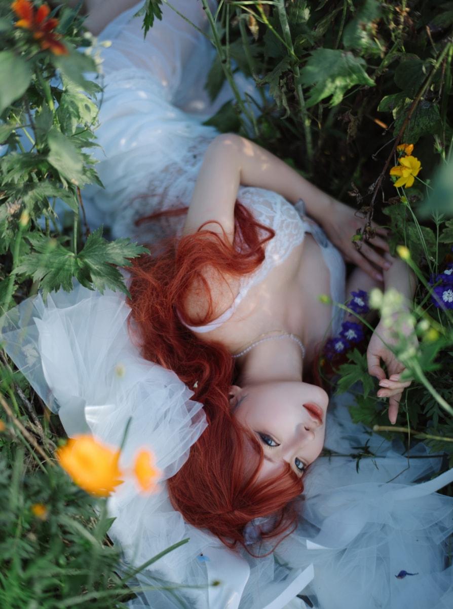 蠢沫沫#花丛婚纱