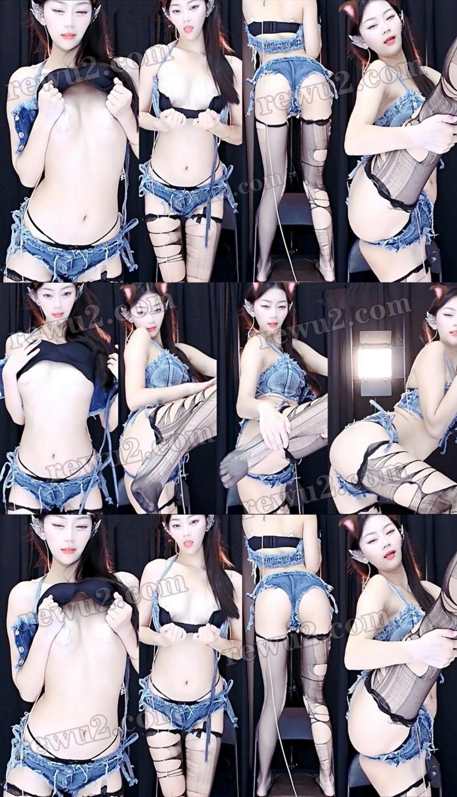 【网易CC】苏棠 付费群定制跳舞 汝贴丁字 黑色丝袜牛仔短裤！原版无水印(1V5分495M)