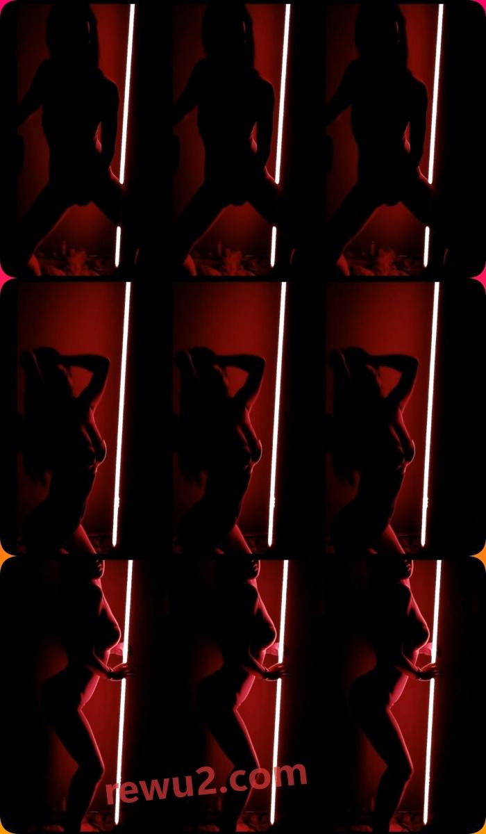 【虎牙主播】 艾米 烧舞福利/影子舞 原版无水印 （1v/130m）