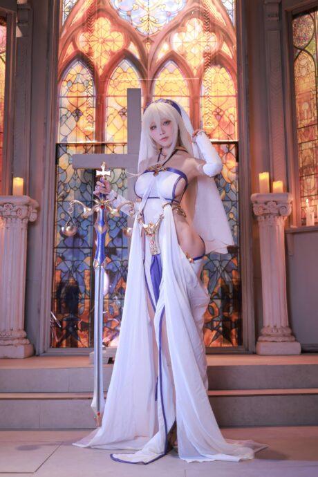 哥布林杀手水淼AquaCOS：神圣性感的剑之圣女惊艳亮相