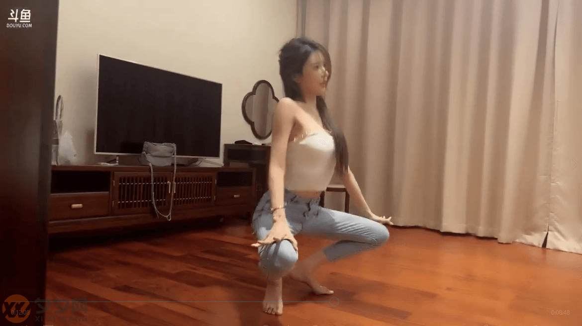 斗鱼主播秀秀呢精选加特林舞蹈视频合集[81V/12.9G]