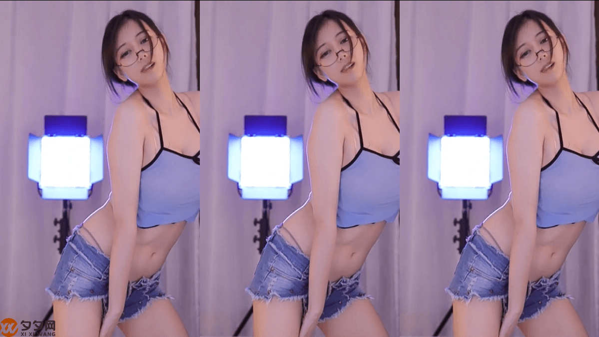 斗鱼阿秋n定制跳舞视频合集[20V/1.41G]