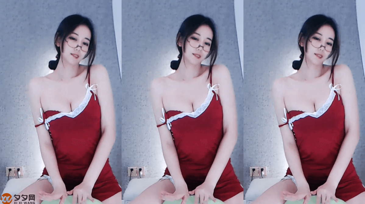 斗鱼阿秋n定制跳舞视频合集[20V/1.41G]