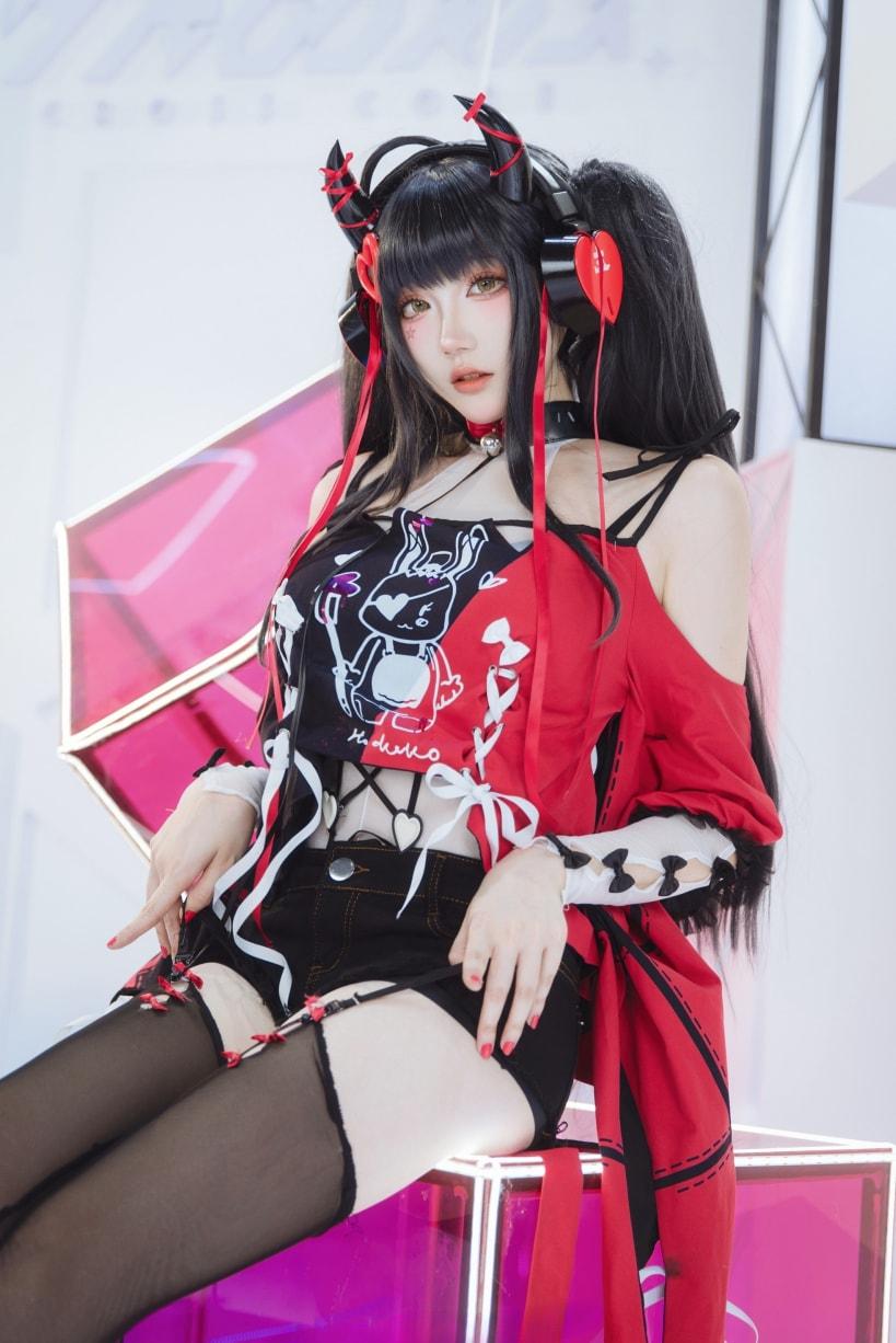 瓜希酱 交错战线cos旋律