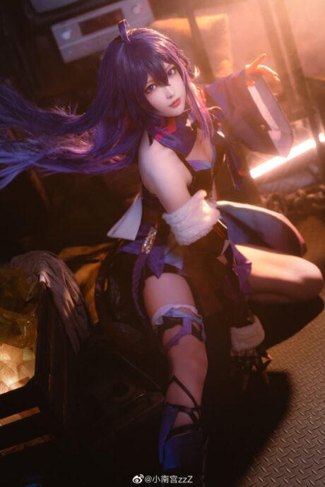 穿越星际与时间：小南宫zzZcos星穹铁道希儿的坚韧之美