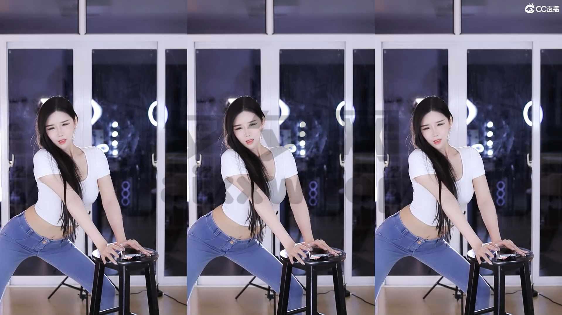 网易CC直播小恩雅22年8月表情舞蹈视频合集[94V/16.1G]