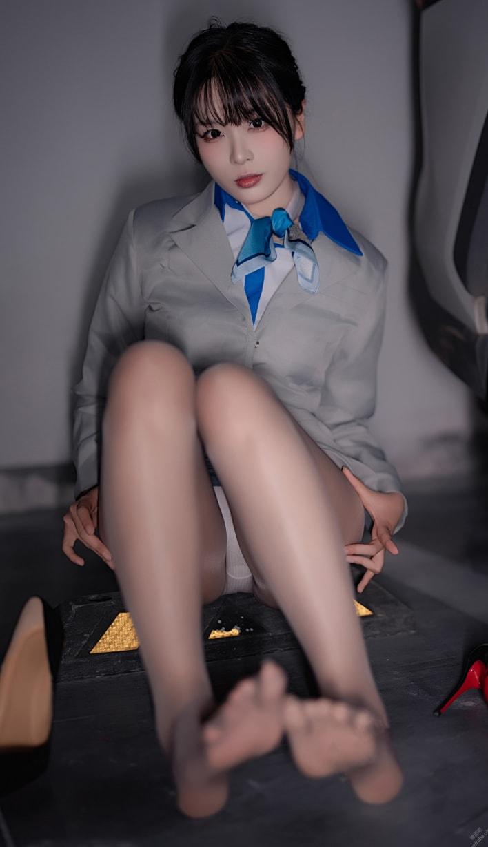 轩萧学姐 生日作 空姐车库+黑斯+灰丝