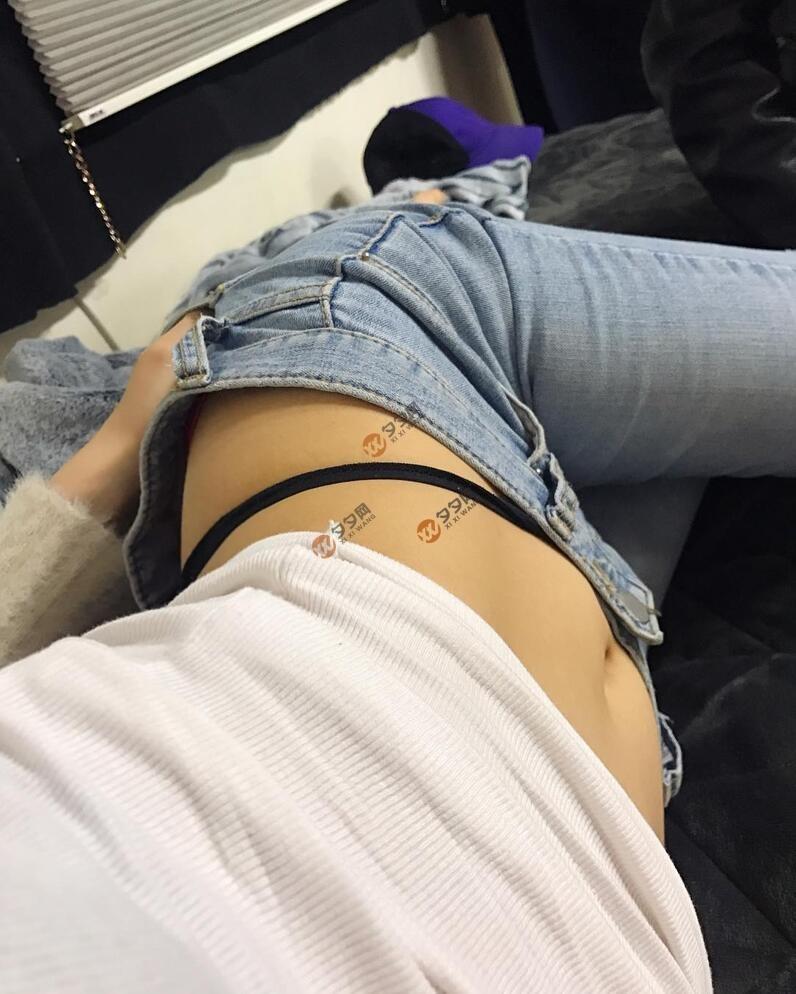 韩国魔鬼身材美玲元chuu_chloe图片集附视频打包下载