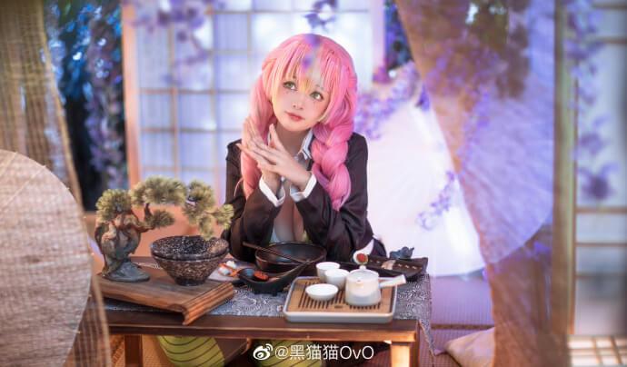 黑猫猫OvO甘露寺蜜璃COS：甜美可爱与力量并存的恋柱降临
