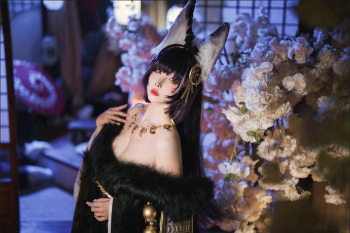 黑金战袍下的温柔杀意：rioko凉凉子cos绝美樱花狐姬武藏