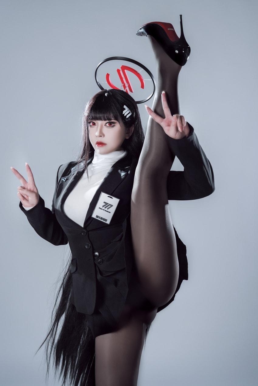 半半子 蔚蓝档案 调月莉音