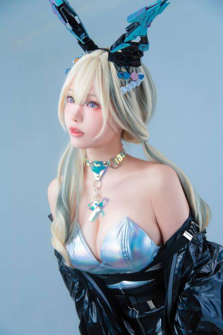 未来战士与梦幻少女的结合：ElyEE子cos卯兎的极致魅力