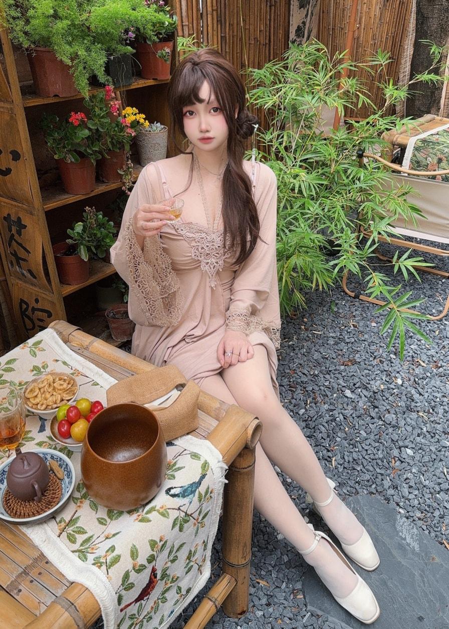 洛桑w伊梓 – 2025-05-专属-猫猫衬衫