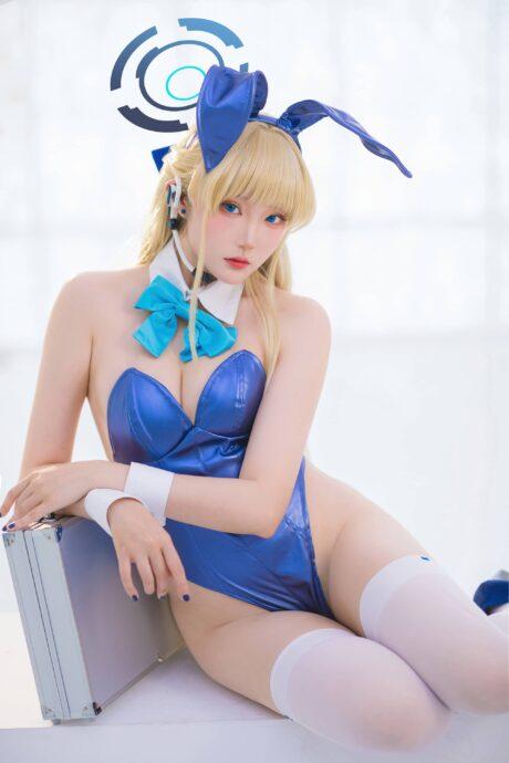 碧蓝档案瓜希酱COS：TOKI兔版飞鸟马时性感中的致命杀气