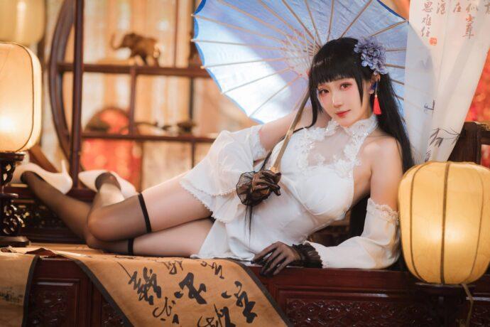 碧蓝航线·瓜希酱COS：完美重现逸仙的性感与古典之美