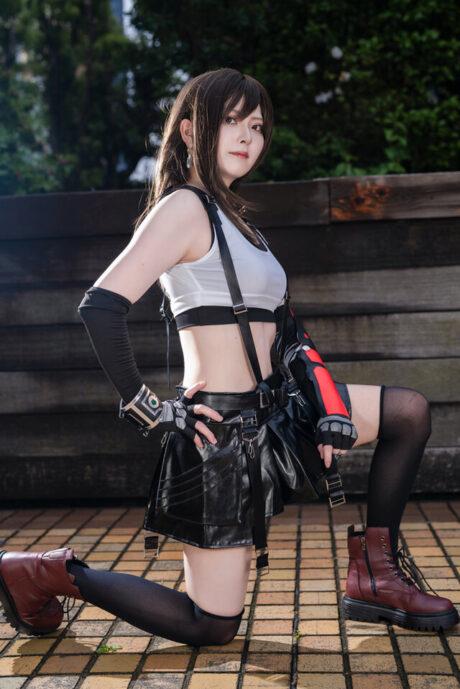 舞野芽衣蒂法COS：最终幻想VII经典角色的视觉与情怀盛宴