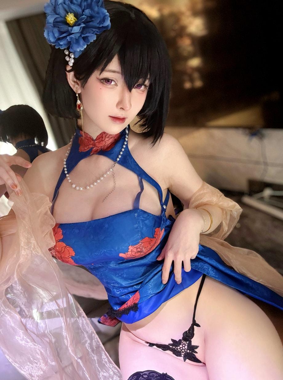 一小央泽 建武 旗袍