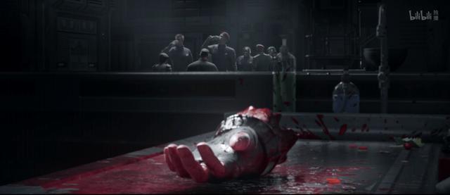 灵笼2第十集：“逃兵”卢卡斯为何宁愿自残自杀也不愿上前线？