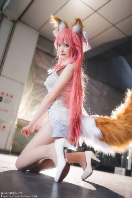 狐媚无敌惊艳全场：南宫cos旗袍玉藻前狐魅之美扑面而来